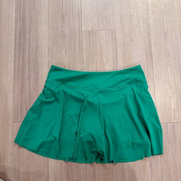 NWOT Women's L Kelly Green 2 Pockets Stretchy Soft Moisture Wicking Tennis Skort - Picture 2 of 3